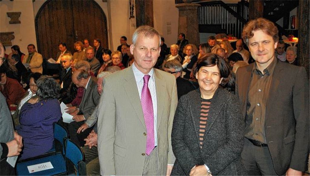 Volles Haus beim Neujahrsempfang der SPD: Der Fraktionschef der Partei im Gemeinderat, Thomas Knapp (v.l.), Ortsvereins-Vorsitzende Rita Rapp und Bildungsexperte Dr. Frank Mentrup. 