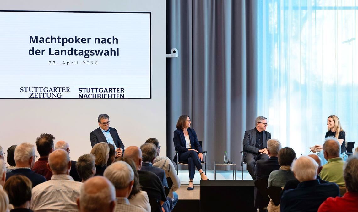Volles Haus, kompetentes Podium. Von links: Reiner Ruf, Annika Grah, Frank Brettschneider und Eva-Maria Manz.