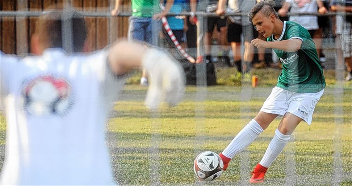 Elfmeterturnier dauert bis nach Mitternacht