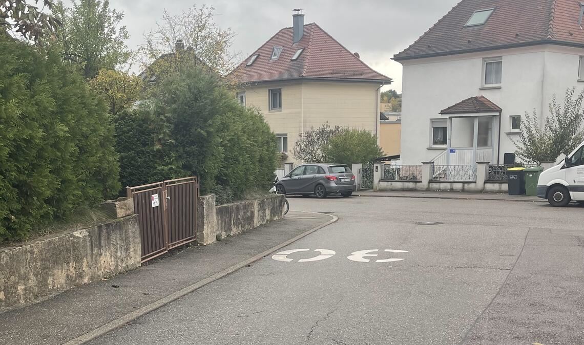 Hagenbuch setzt sich für sicheren Schulweg ein Von Gefahren auf dem Schulweg im Lindach-Gebiet berichtet der Stadtrat und OB-Kandidat Ulrich Hagenbuch. Foto: privat