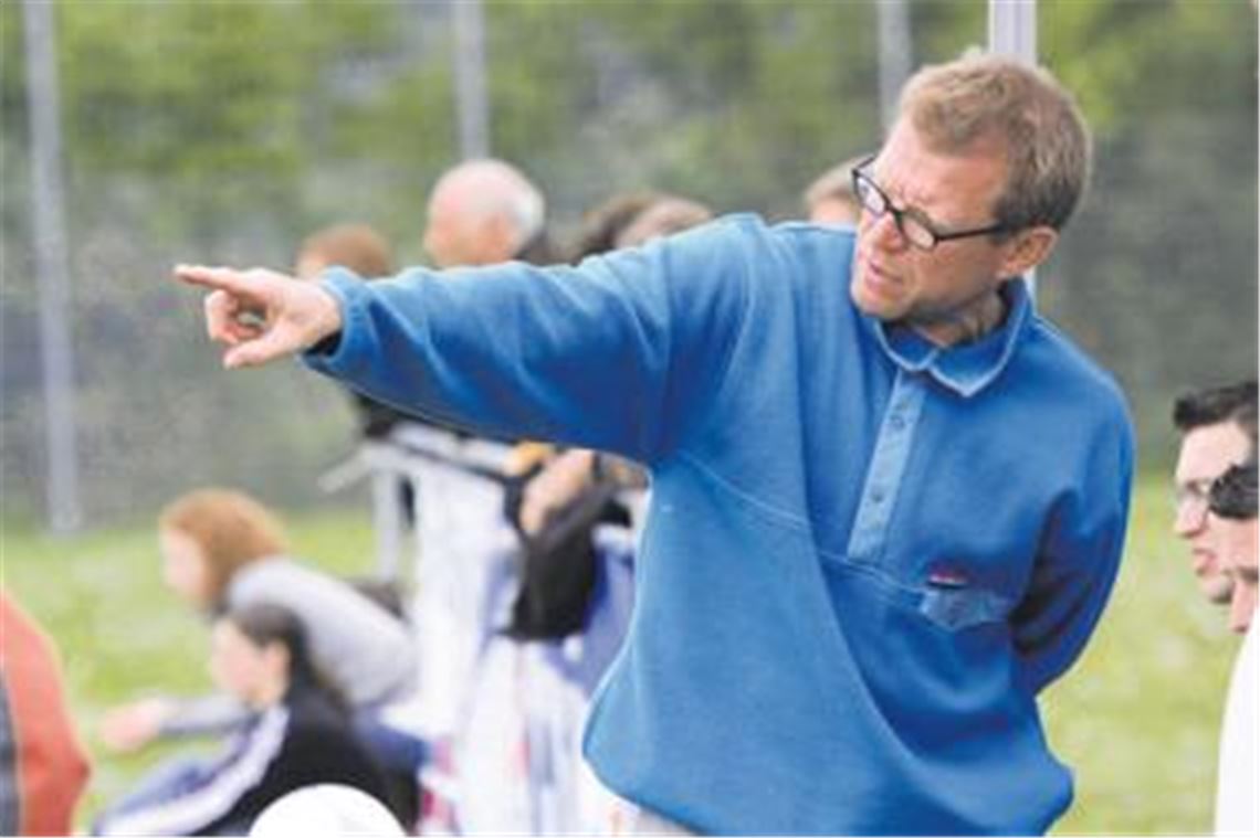 Von den Turnieren der kommenden Tage erhofft sich der Großglattbacher Trainer Gerd Hausmann einen Fingerzeig auf die neue Saison.
Foto: Eigner