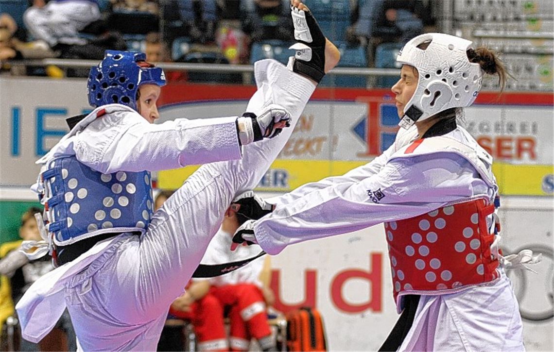 Von frühem Aus bis Medaille ist alles möglich: Auf Roxana Nothaft (li., hier bei der letzten Deutschen Meisterschaft) wartet bei ihrer ersten Senioren-WM eine harte und große Konkurrenz. Fotos: privat
