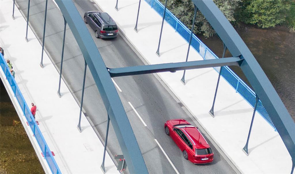 Von offensichtlichen Mängeln am neuen Brückenbauwerk berichtet die Gemeinderatsfraktion der Freien Wähler - und fordert Aufklärung. Foto: Archiv