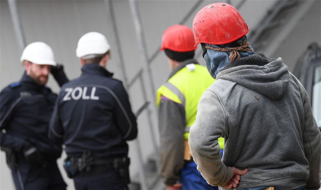 Vor allem auf dem Bau  haben die Kontrolleure der Finanzkontrolle Schwarzarbeit im  Land   geprüft.