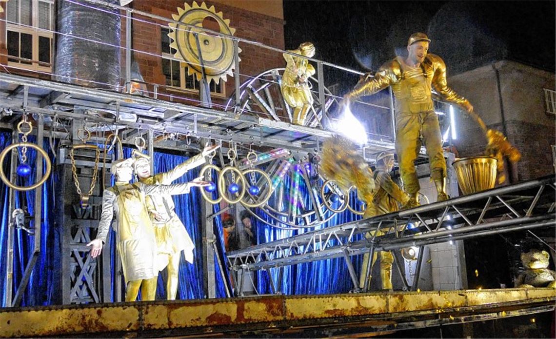 Goldrausch: Theater inszeniert Spektakel