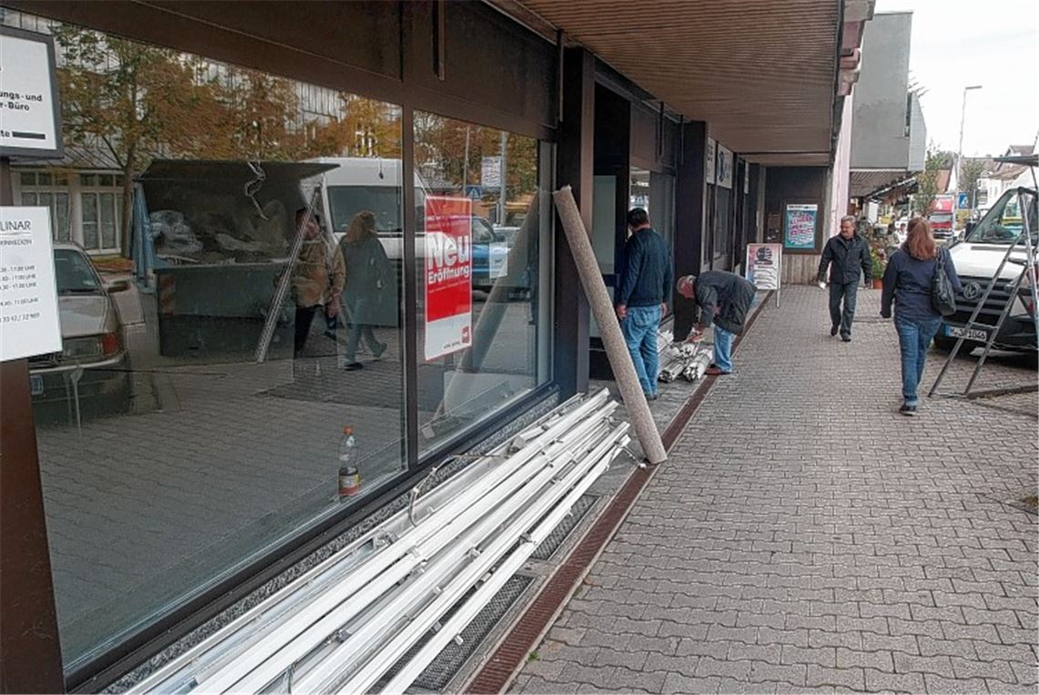 Vor dem Start: Am 29. Oktober eröffnet an der Bahnhofstraße 24 in Illingen der Textildiscounter NKD seine neue Filiale.