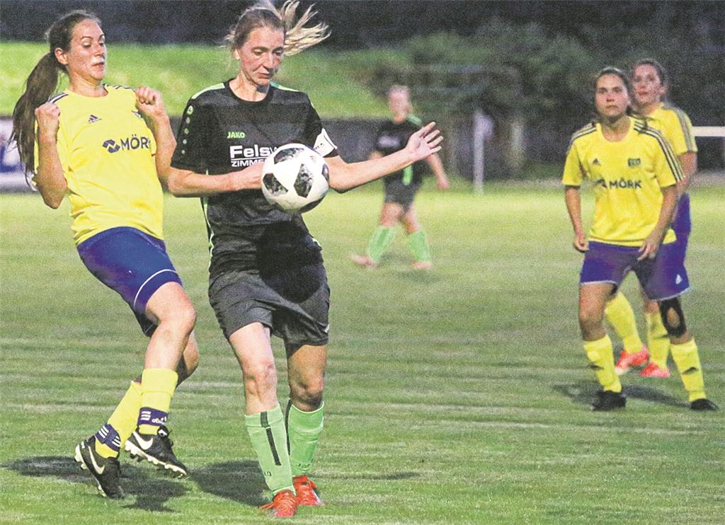 Vor einem Jahr spielte die SG Roßwag Großglattbach noch gegen die Heimsheimer Reserve, nun muss die Truppe gegen die erste TSV-Garde ran. Archivfoto: Huber