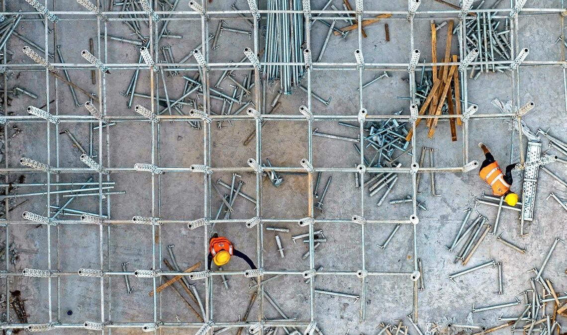 Vor fünf Jahren platzte die chinesische Immobilienblase, die Staatsverschuldung ist 2025 im zweistelligen Prozentbereich gestiegen, und seit 40 Monaten herrscht Deflation.