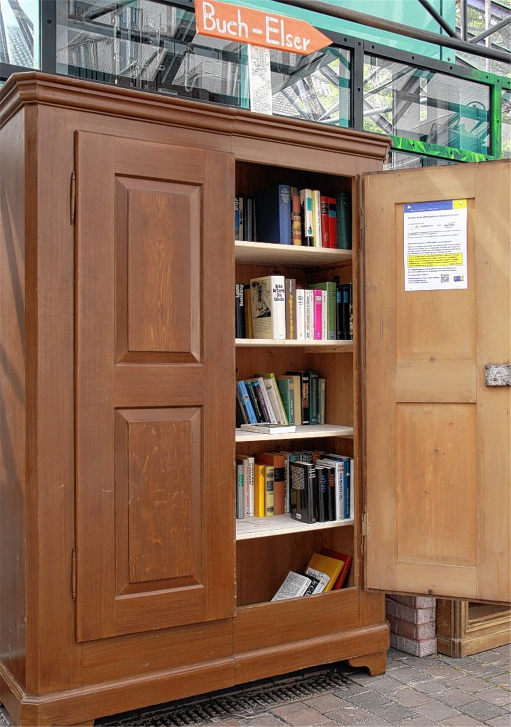 „Coole Bücher“ künftig aus dem Kühlschrank
