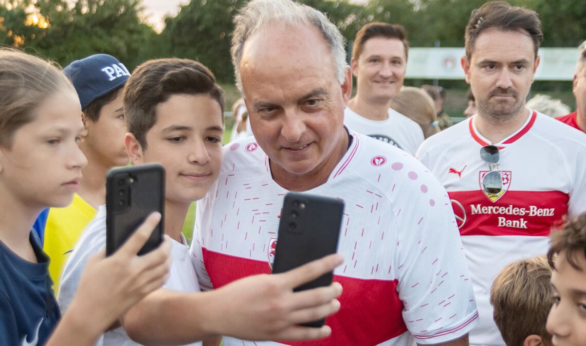 Vor zwei Jahren in Lomersheim, am 2. Juni in Maulbronn: VfB-Legende Hansi Müller.