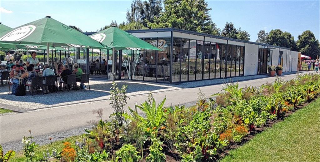 Vorbild für Mühlacker? In Gießen bewirtet das Unternehmen Polster Catering GmbH die Gartenschau-Besucher in einem Pavillon mit Außenbereich.