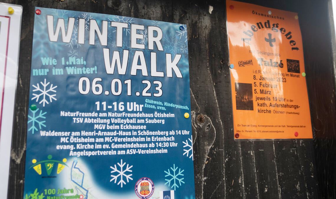 „Wir sind positiv angespannt“ Vorfreude: Am kommenden Freitag, 6. Januar, dem Feiertag „Heilige Drei Könige“, ziehen fünf Ötisheimer Vereine, die Waldenservereinigung und die evangelische Kirchengemeinde für den ersten „Winter Walk“ an einem Strang. Foto: Fotomoment