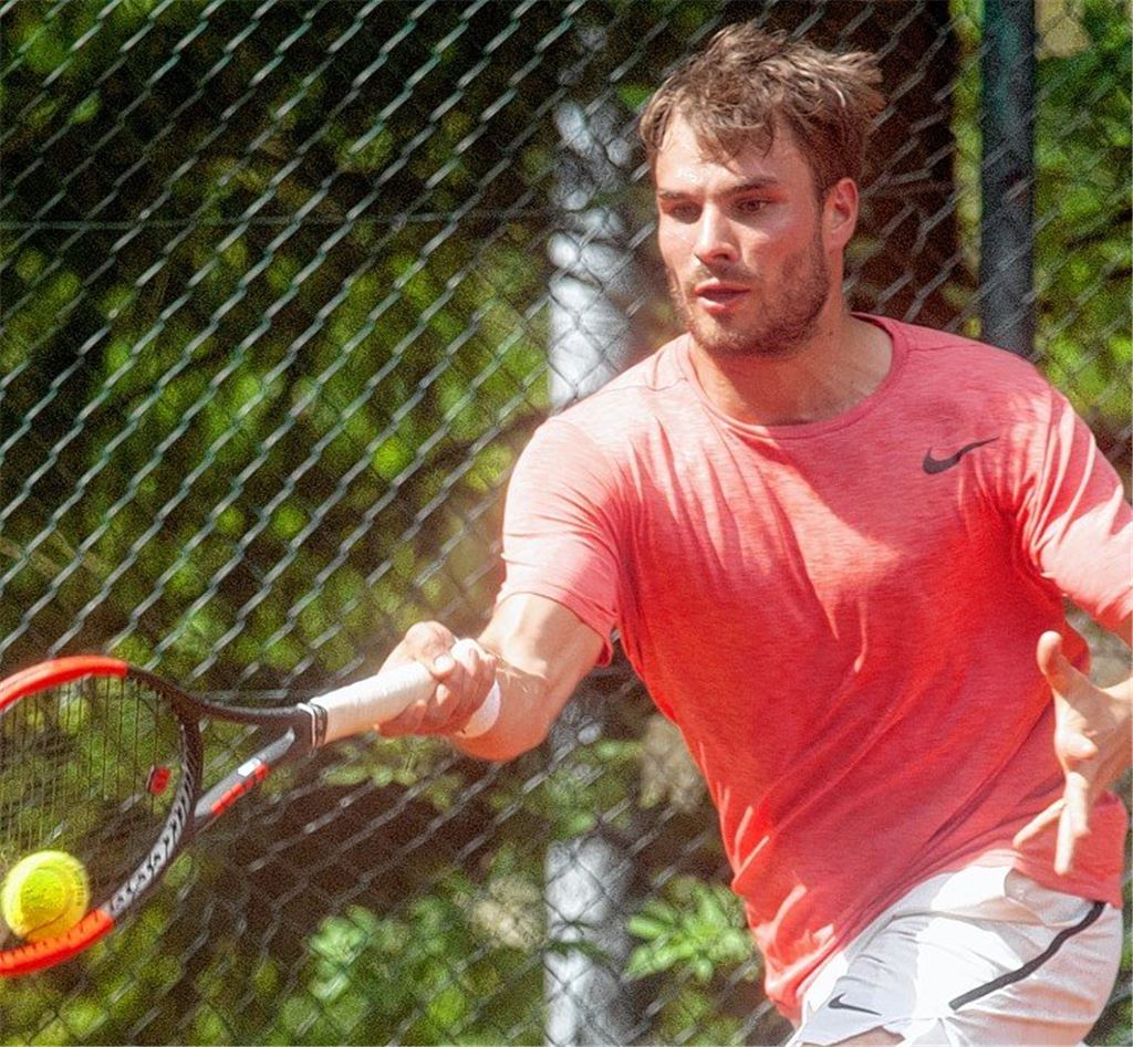 Lomersheimer wird Zweiter beim Kugel-Cup