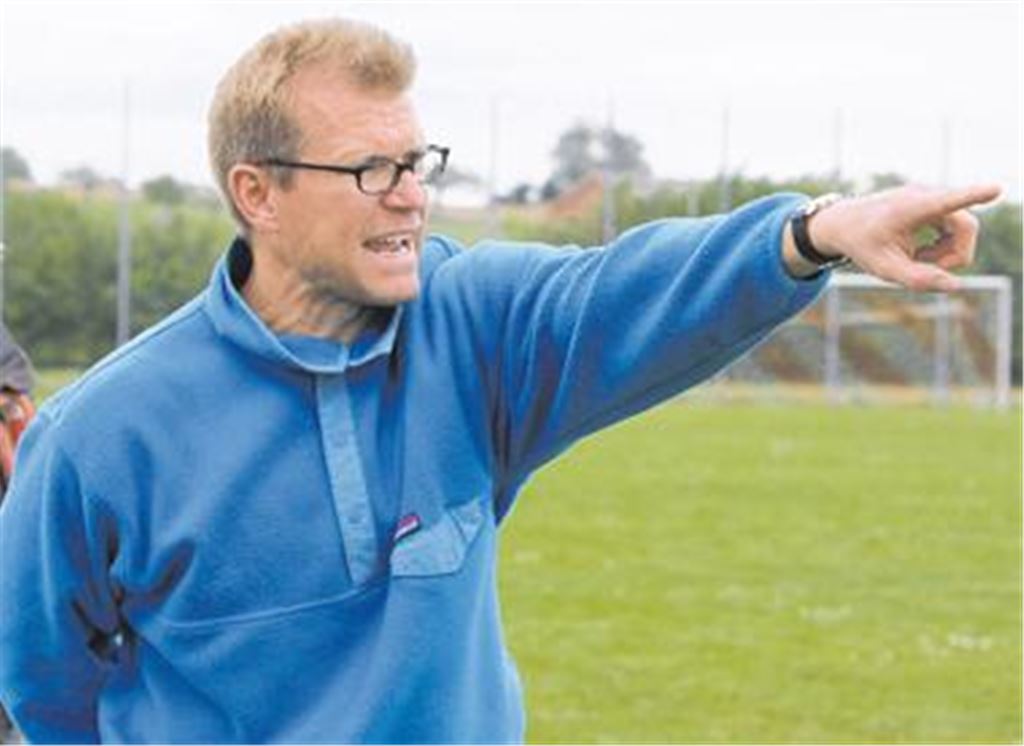 Vorwärts!  Gerd Hausmann würde dem TSV Großglattbach gerne mehr Offensivgeist verordnen. Dafür aber ist ausreichende Fitness und somit viel Trainingsfleiß erforderlich. Foto: Eigner
