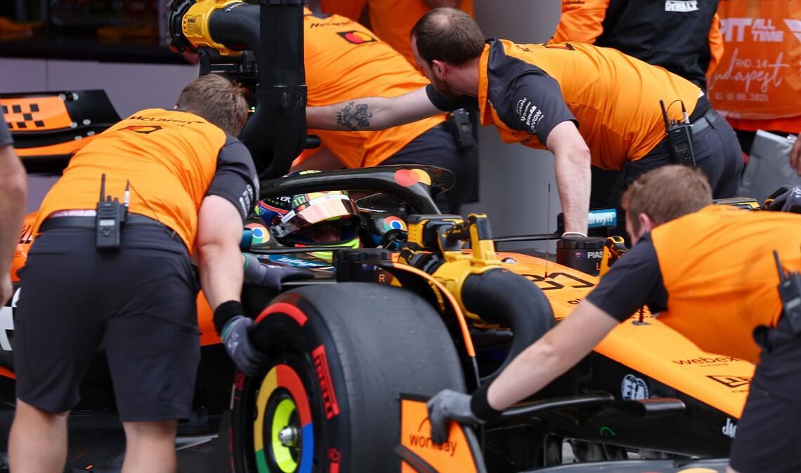 Überraschung in Ungarn: Leclerc schlägt McLaren-Titeljäger WM-Spitzenreiter Oscar Piastri musste sich in der Qualifikation überraschend geschlagen geben.