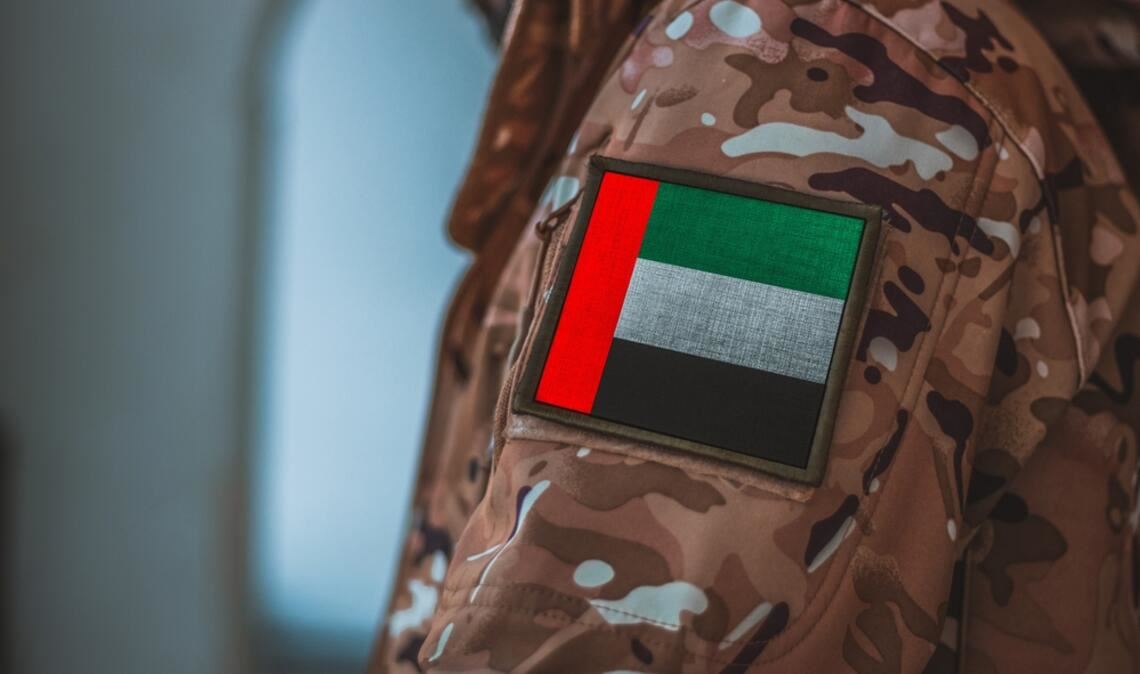 Warum reagieren die Arabischen Emirate nicht offensiv auf die Angriffe des Iran? Das Dilemma der Emirate erklärt.