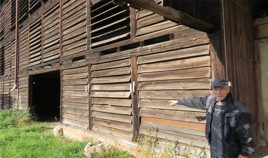 Was unscheinbar braun aussieht, sind Lüftungsvorrichtungen, die den Tabakproduzenten einst viel Geld wert waren. Eckart Schwab hat sich damit eingehend befasst. Fotos: Becker