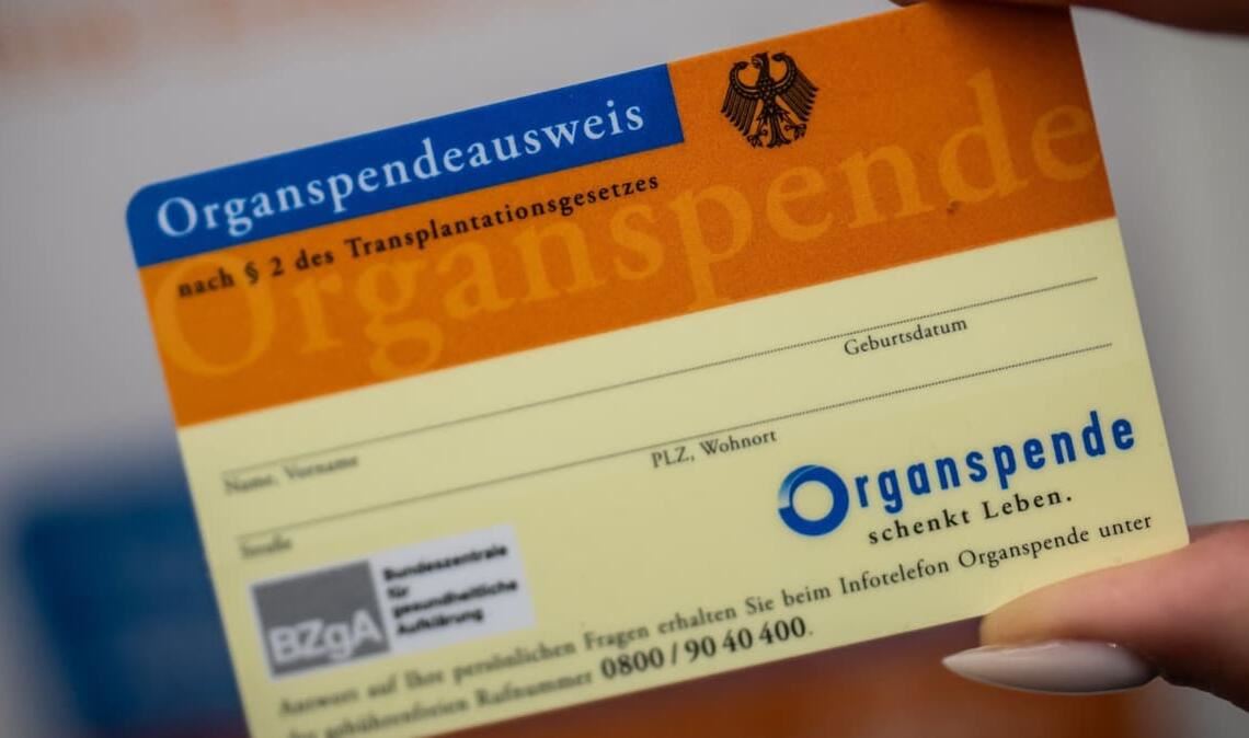 Was, wenn ein Spenderorgan eintrifft, aber der oder die Bedürftige nicht erreichbar ist? Dann kann auch die Polizei zum Einsatz kommen, wie eine Geschichte aus Bingen zeigt.