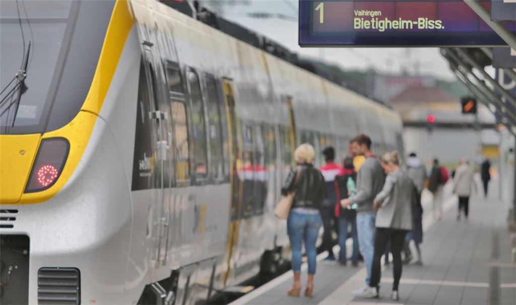 Wegen Bauarbeiten in einem Tunnel bei Stuttgart, fahren die Regionalzüge am Wochenende nicht in gewohntem Umfang. Archivfoto: Huber