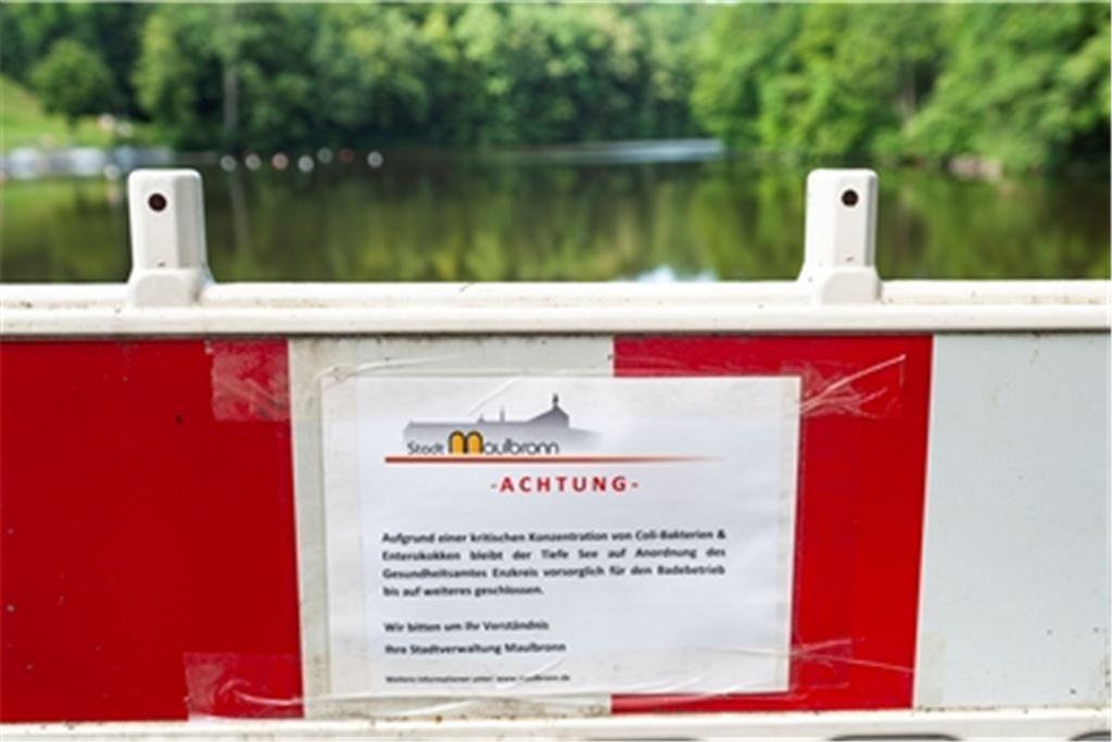 Wegen einer „kritischen Konzentration“ von Kolibakterien und Enterokokken ist der Tiefe See aktuell gesperrt. Archivfoto: Fotomoment