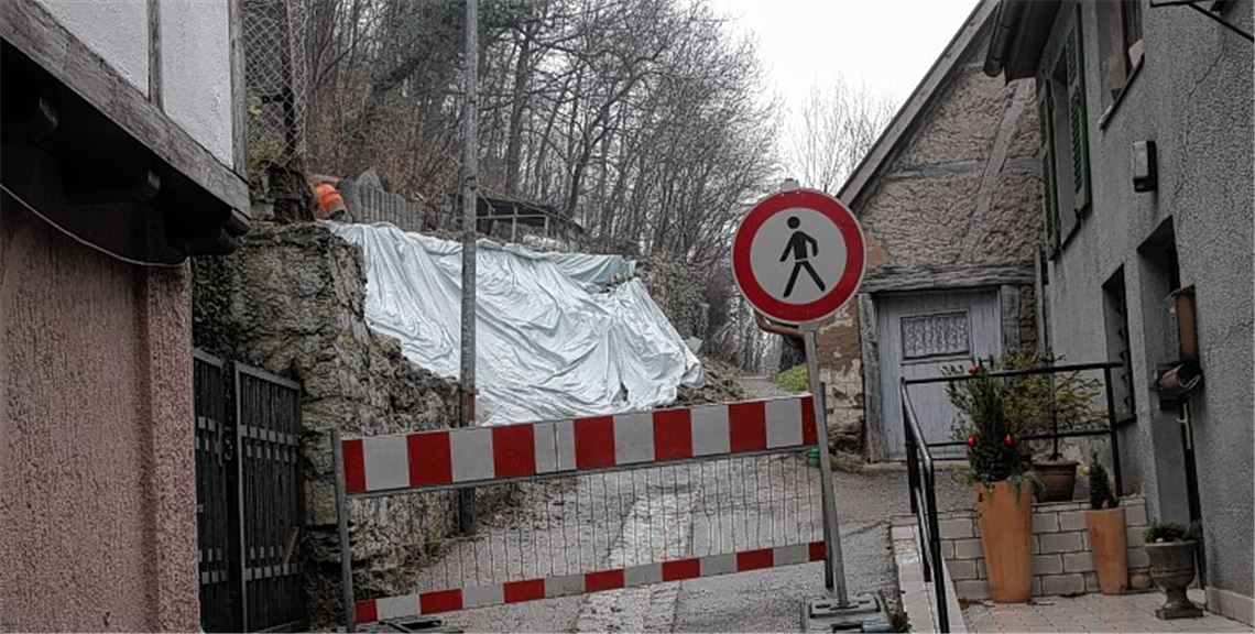 Weiter gesperrt: der Löffelstelzweg. 