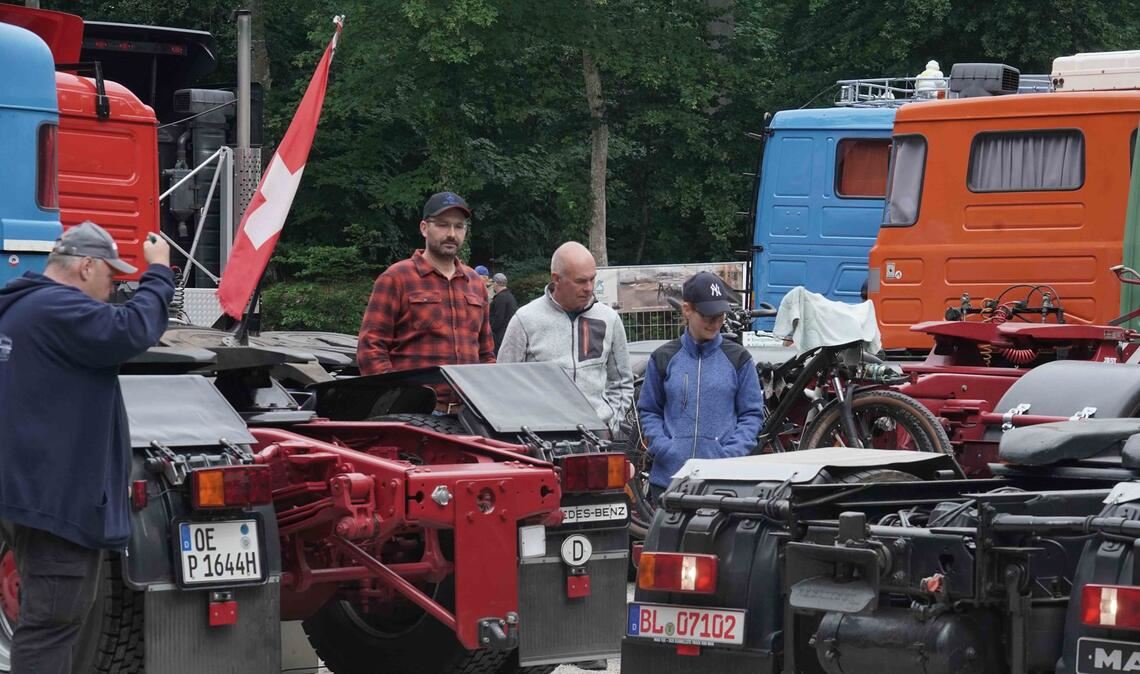 Weitere Bilder vom Lkw-Oldtimertreffen auf der Schwäbischen Alb.