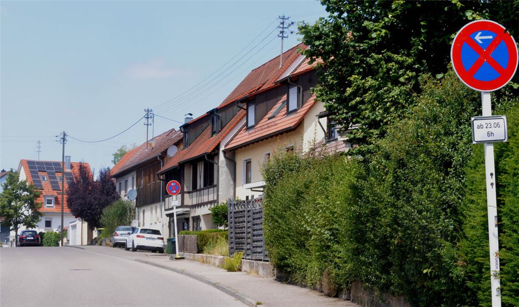 Welche Parkplätze fallen weg und welche sollen bleiben? Der Illinger Gemeinderat beschäftigt sich im Detail mit dem Konzept für die Schützinger Straße. Foto: Stahlfeld