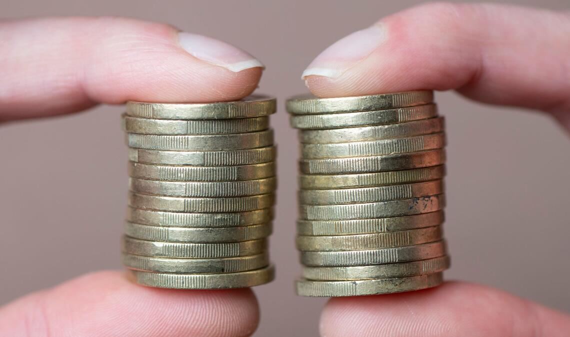 Welches Gehalt bekommt mein Kollege mit den gleichen Aufgaben? (Symbolbild)
