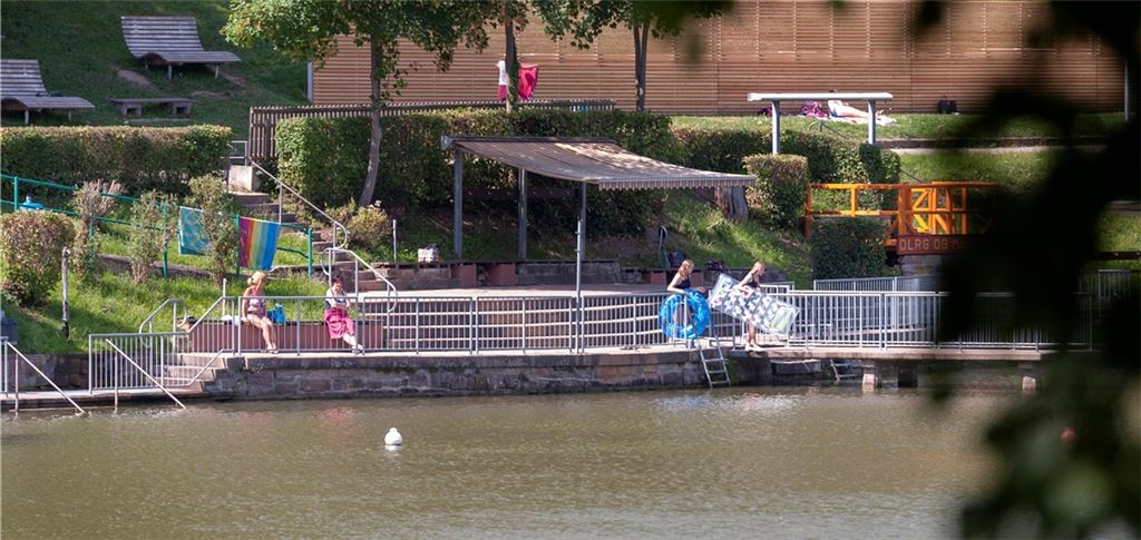 Wenn die Stadt Maulbronn nicht handelt, wird der Tiefe See im Laufe der Zeit zu einer Art Schlammbad. Foto: Fotomoment