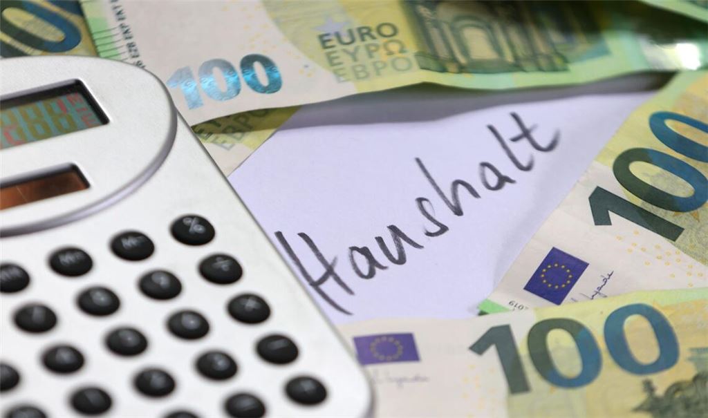 Wenn die Wohnung oder das Zimmer bezahlt ist, bleibt für viele Studierende nicht viel Geld übrig.
