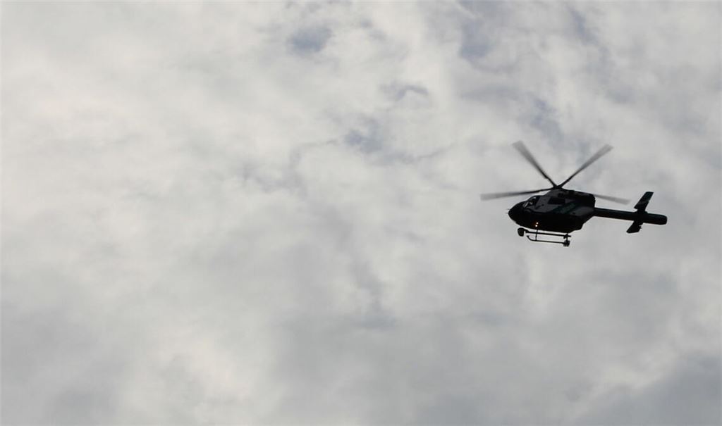 Wenn ein Mensch verschwindet, werden bei der Vermisstensuche alle Register gezogen – inklusive des Einsatzes von Polizeihubschraubern mit Wärmebildkamera. Foto: Archiv