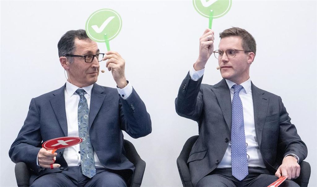 Wer hat am Ende die Nase vorne? Zwischen Grünen-Spitzenkandidat Cem Özdemir und CDU-Frontmann Manuel Hagel zeichnet sich wenige Tage vor der Landtagswahl in Baden-Württemberg ein enges Rennen ab. (Archivbild)