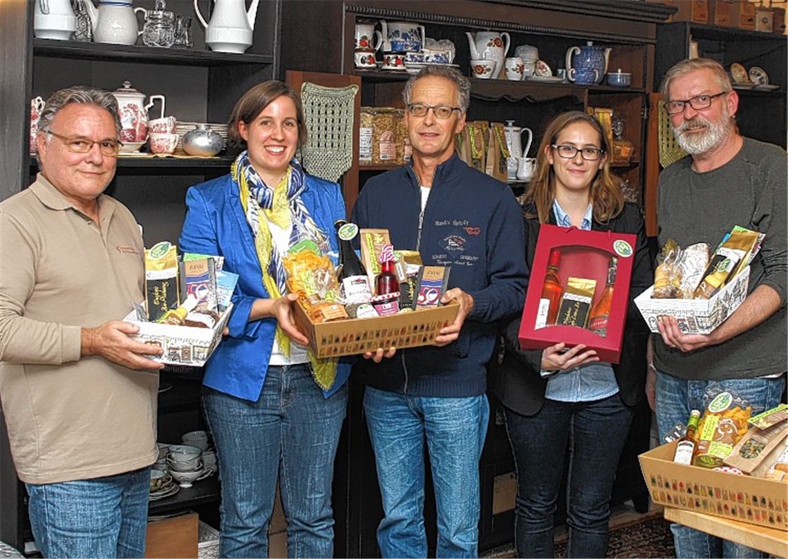 Eine Kiste voller Genüsse aus der Region