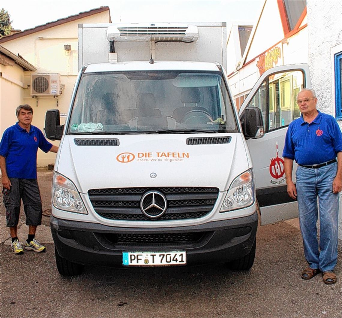 Wichtiges Engagement: Auch Uli Gaisser (li.) und Heinz Ritter engagieren sich als Fahrer für die Mühlacker Tafel.