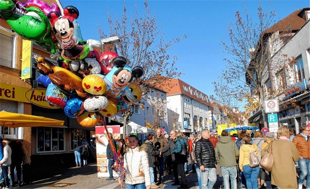 Massenandrang auf dem Martinimarkt