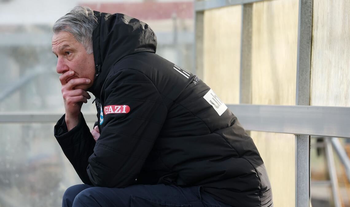 Wie immer als Beobachter beim Training dabei: Sportgeschäftsführer Lutz Siebrecht.