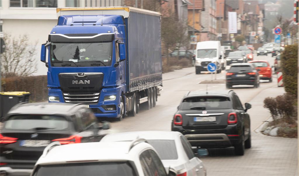 Wie kann die Maulbronner Bevölkerung in Sachen Verkehr entlastet werden? Unter anderem diese Frage soll eine umfassende Machbarkeitsstudie zur Mobilität in der Stadt klären. Foto: Archiv