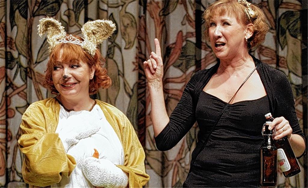 Wie setzt man sich am besten in Szene? Die Kalendergirls haben viele Ideen.