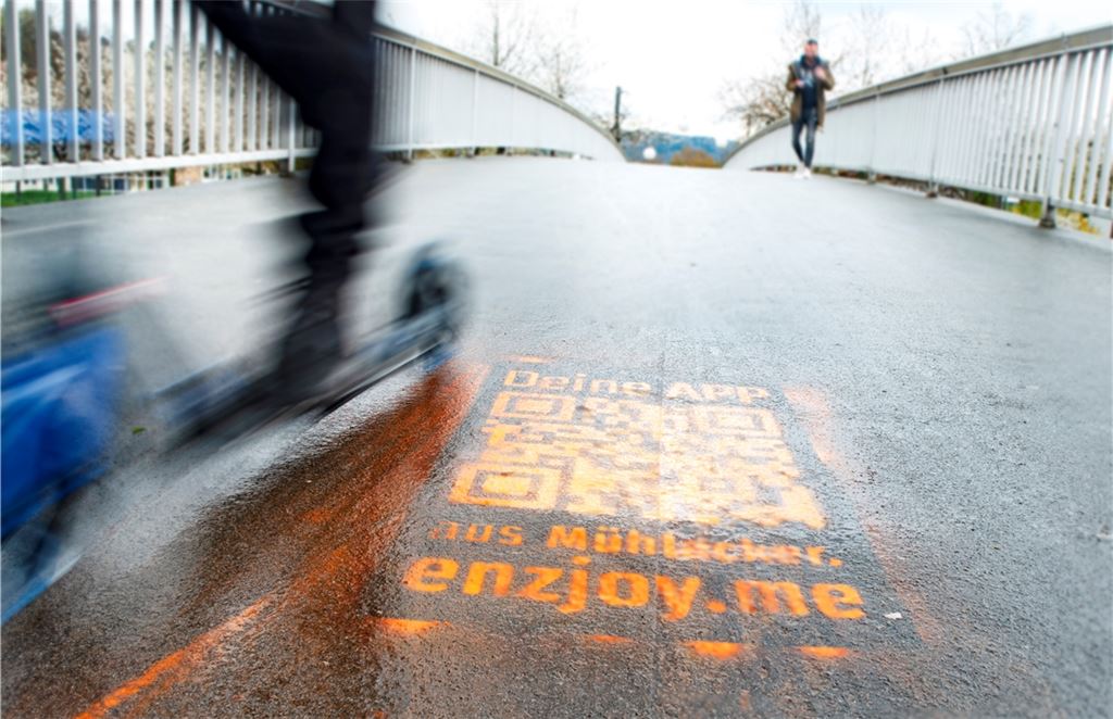 Wie viele dieser QR-Codes sind im Stadtgebiet Mühlacker aufgesprayt? Diese Frage gilt es, für das Gewinnspiel zu beantworten. Fotomoment
