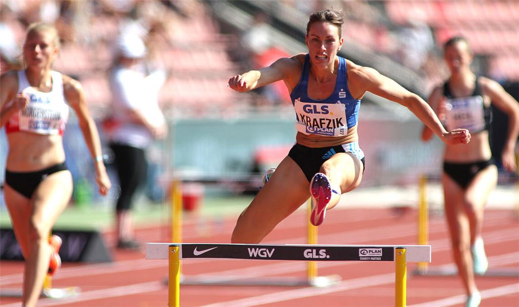 Wieder die Schnellste über 400 Meter Hürden: Carolina Krafzik aus Öschelbronn ist seit 2019 bei deutschen Meisterschaften ungeschlagen. Foto: Görlitz