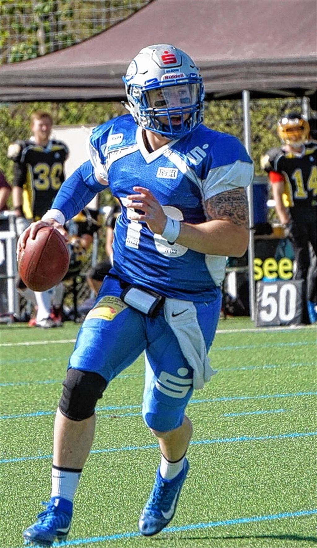 Auswärtssieg trotz 200 Yards an Strafen