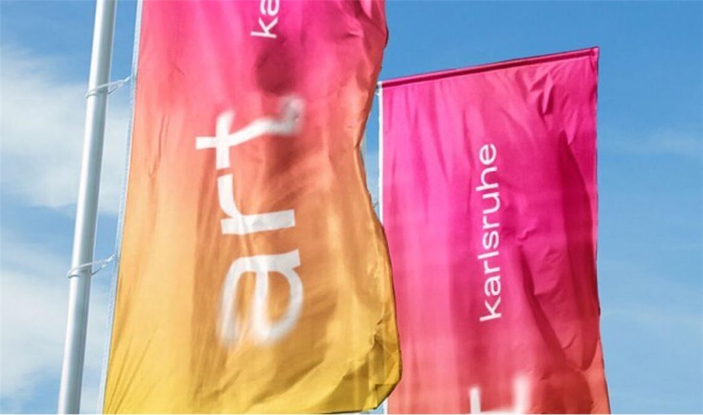 Willkommen zum Kunstgenuss – bis zum 8. Februar lockt die Art Karlsruhe in die Karlsruher Messehallen.