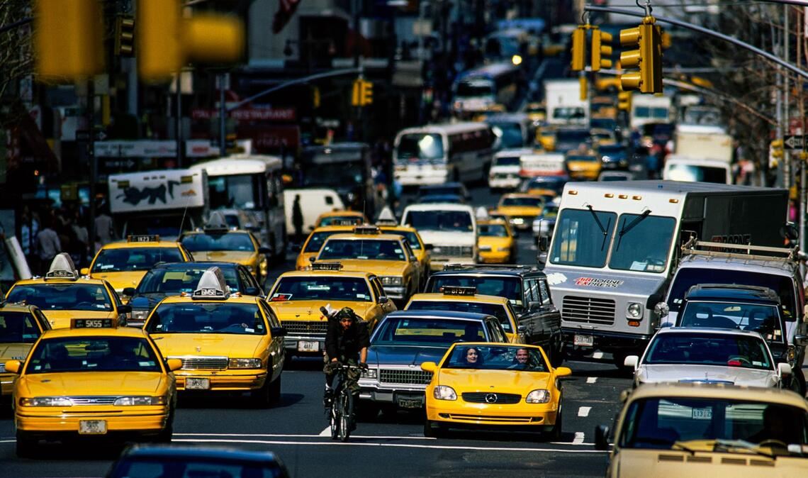 Wimmelbild mit dem Mercedes SLK