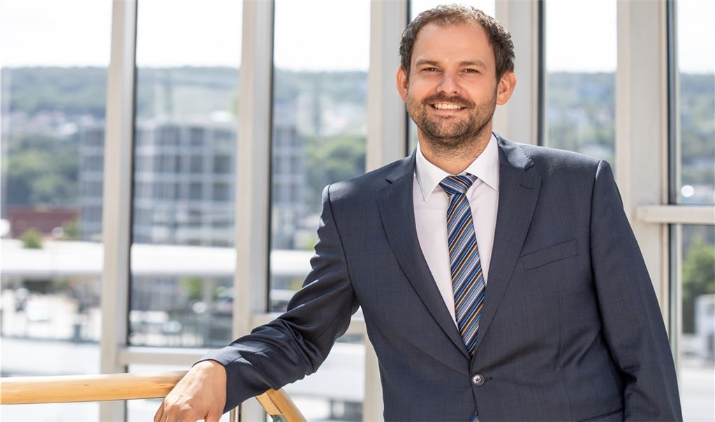 „Wir befinden uns, was die Entwicklung der Corona-Infektionen angeht, an einemäußerst kritischen Zeitpunkt“, sagt Landrat Bastian Rosenau. 
