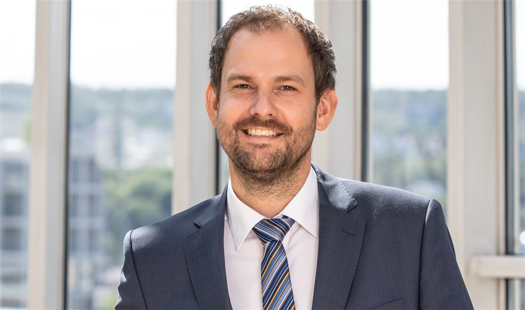 „Wir zeigen mit diesem umfangreichen Engagement, dass das Thema Europa bei uns auf der Agenda steht und dass wir die Interessen der Landkreise mitvertreten wollen“, sagt Landrat Bastian Rosenau. 