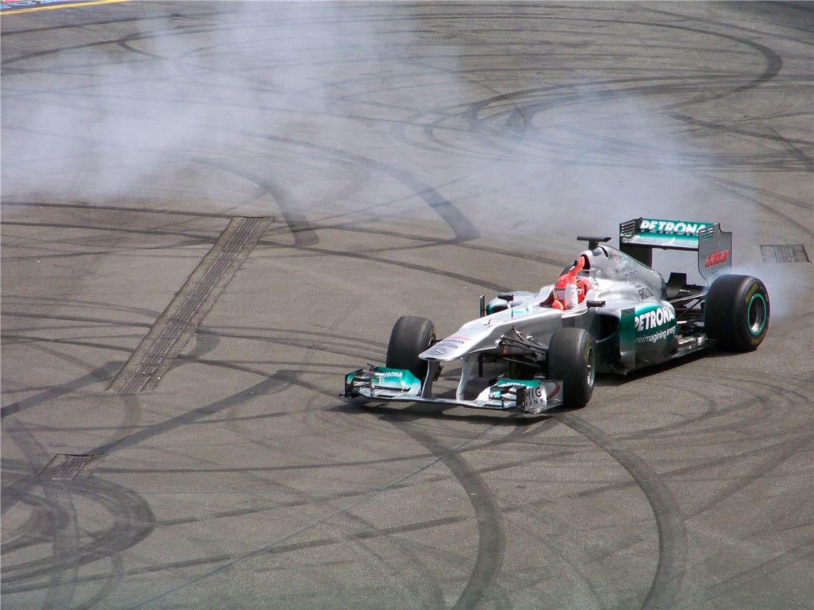 Umfrage: Schauen Sie Formel 1? 586406_original_R_B_by_Martin Kummer_pixelio.de