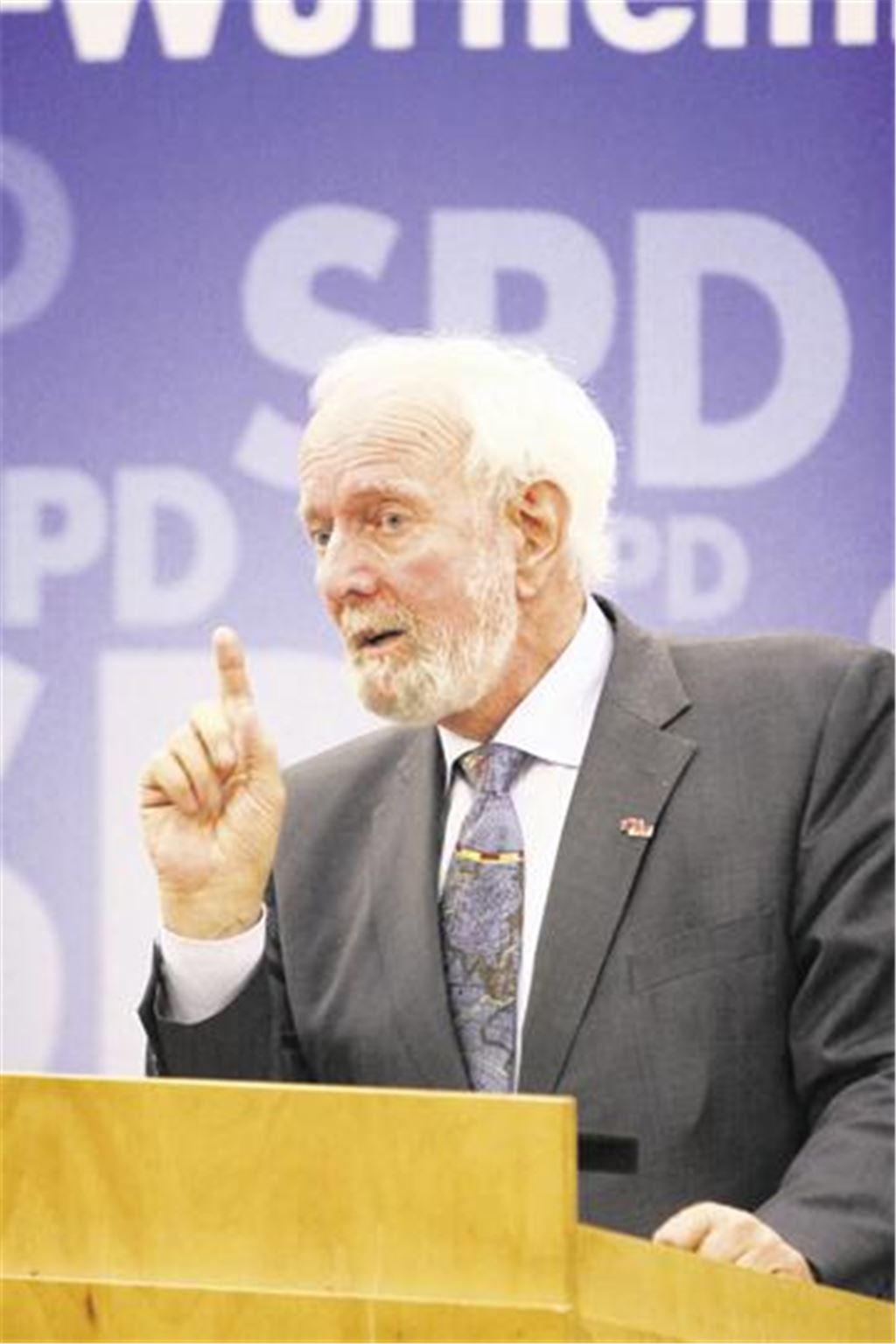 Wissenschaftler, Visionär und Mahner: Ernst Ulrich von Weizsäcker im Mühlehof. Foto: Goertz