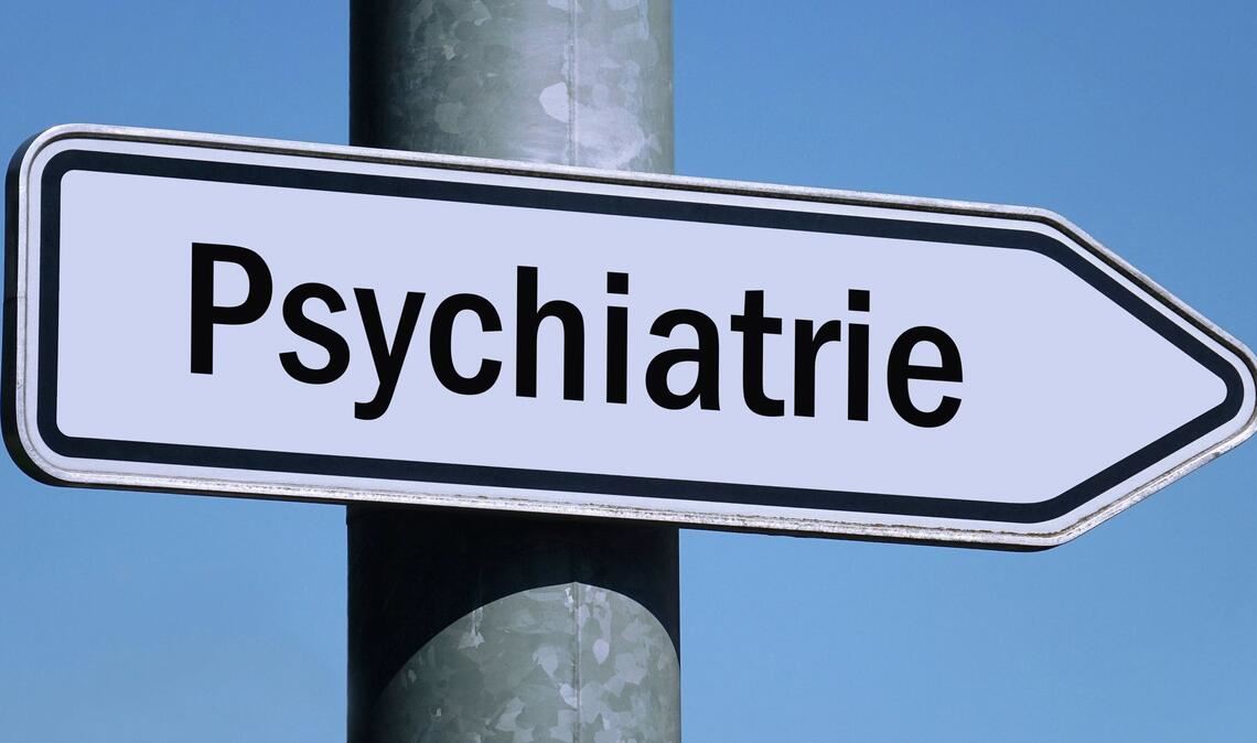 Wo bitte geht’s in die Psychaitrie? (Fotomontage).