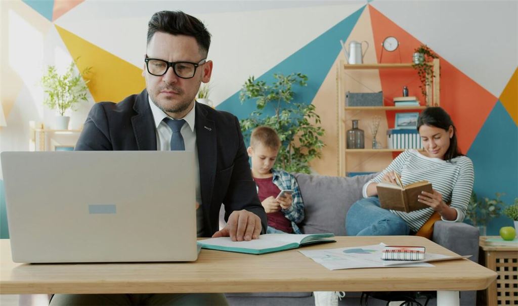 „Wünsche mir mehr Toleranz“ – auf dem traditionellen Vater ruhe die ganze  finanzielle Last  und dann komme viel Kritik aus den Medien.