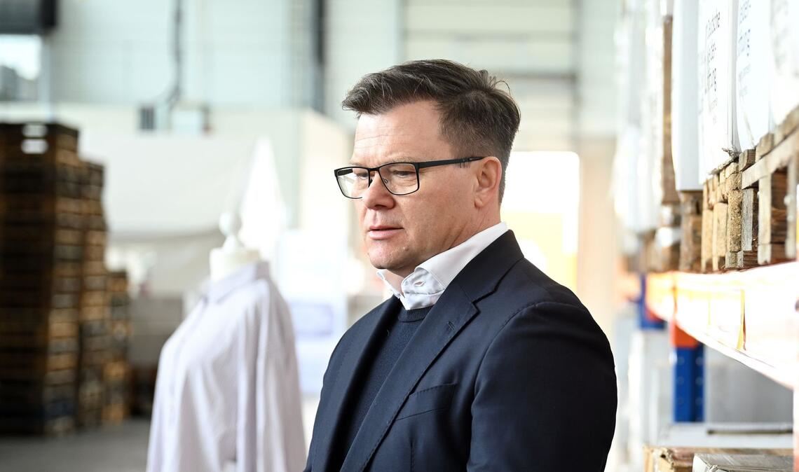 Wünscht sich von Kundinnen und Kunden mehr Qualitätsbewusstsein: Bundesumweltminister Schneider.